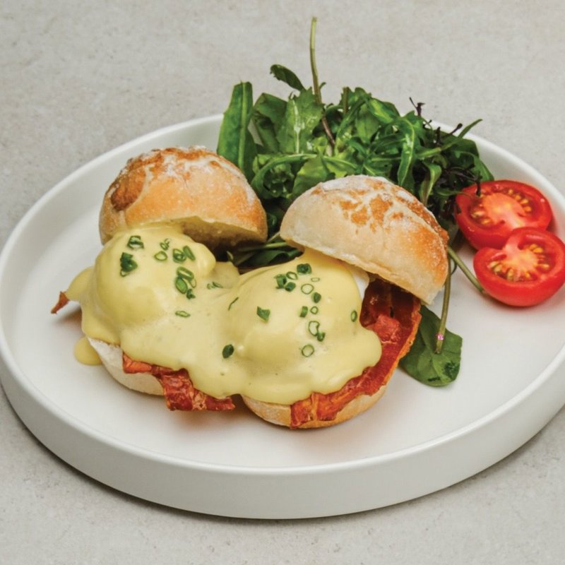 Eggs Benedict with bacon