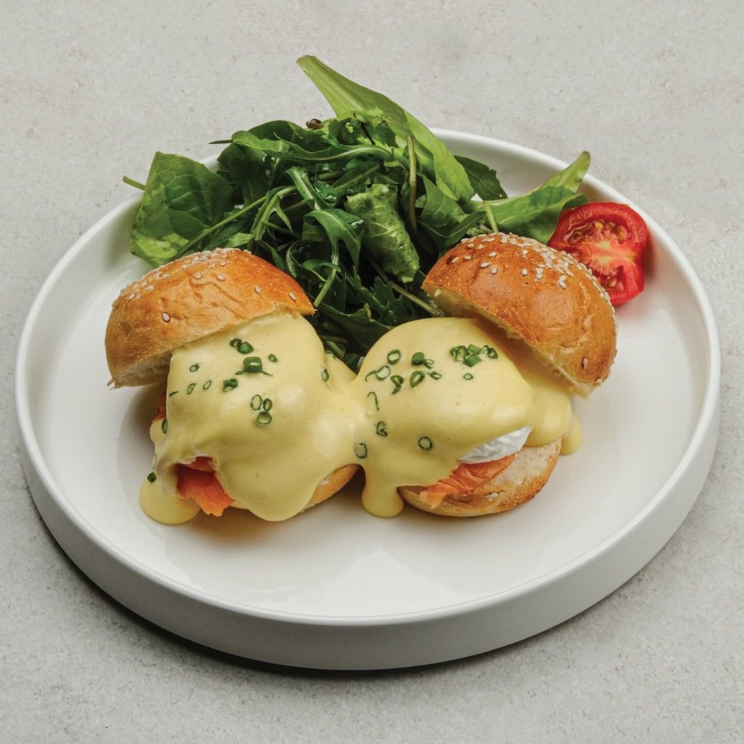 Eggs Benedict with salmon