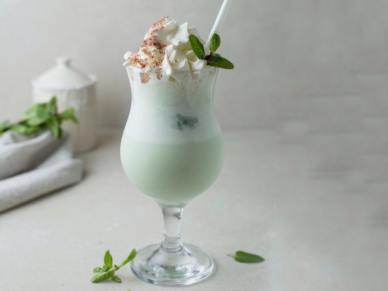 Mint and mocha milkshake