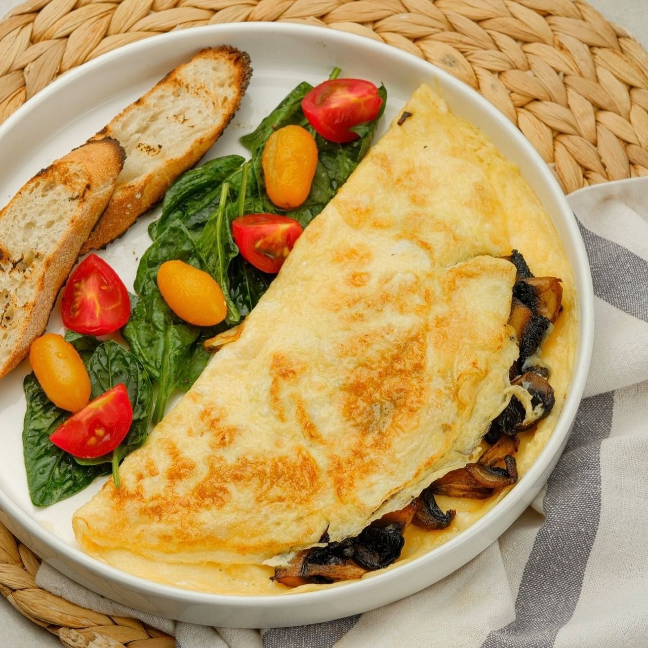 Mushroom omelette