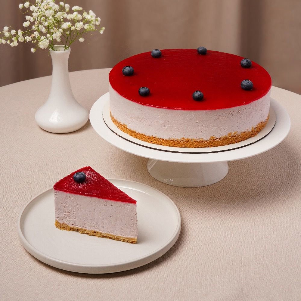 Raspberry cheesecake slice