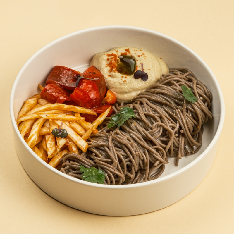 Vegetable bowl with buckwheat noodles